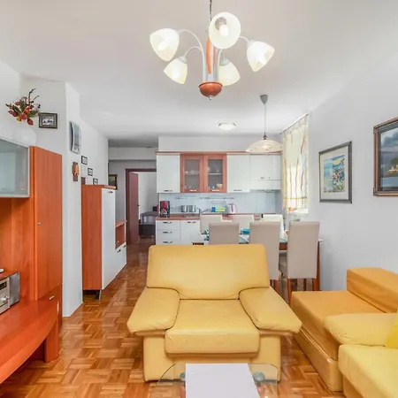 Stunning In Apartamento *