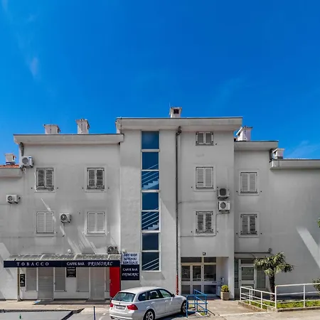 Stunning In Apartamento *